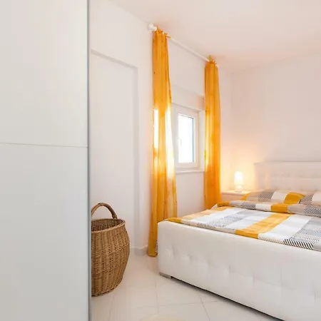 Appartement Bernarda *