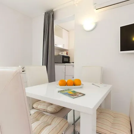 Bernarda Apartament *